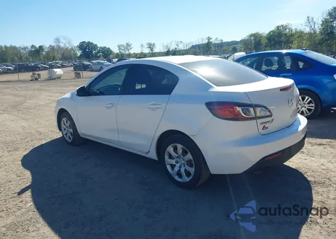 2011 Mazda Mazda3 I Sport from USA, damaged, VIN JM1BL1UF8B1359856